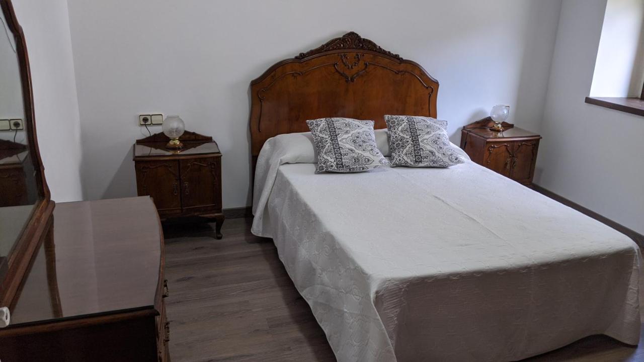 Pujolis Villa Santa Cecilia de Voltrega Luaran gambar